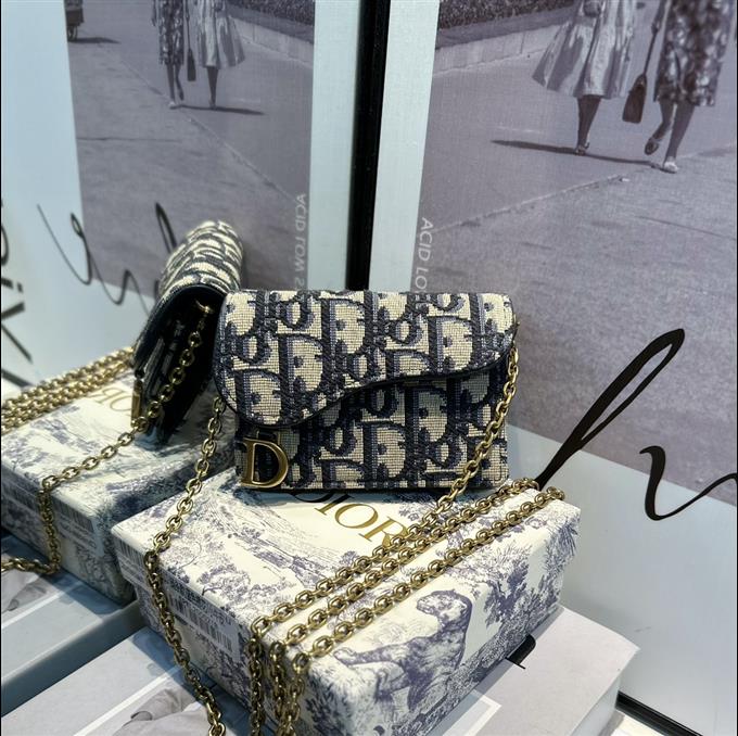 2025228Y 200P182141134